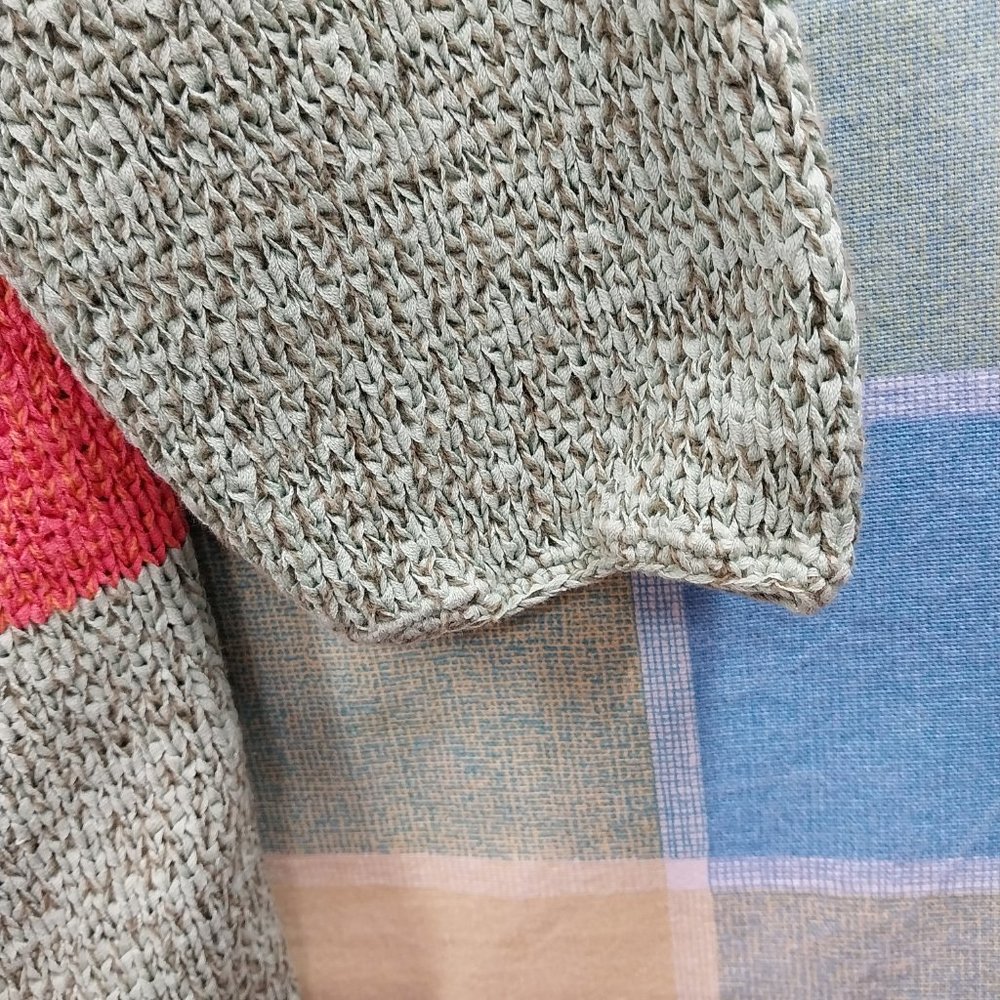 2500 Size XL Applique Decorated Poly Cotton Sweater - Picture 3 of 5